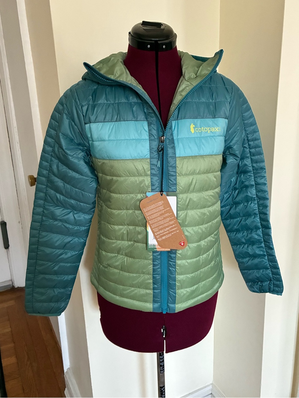 cotopaxi Teal & Sage Colorblock Capa Hooded Lightweight Insulated Jacket